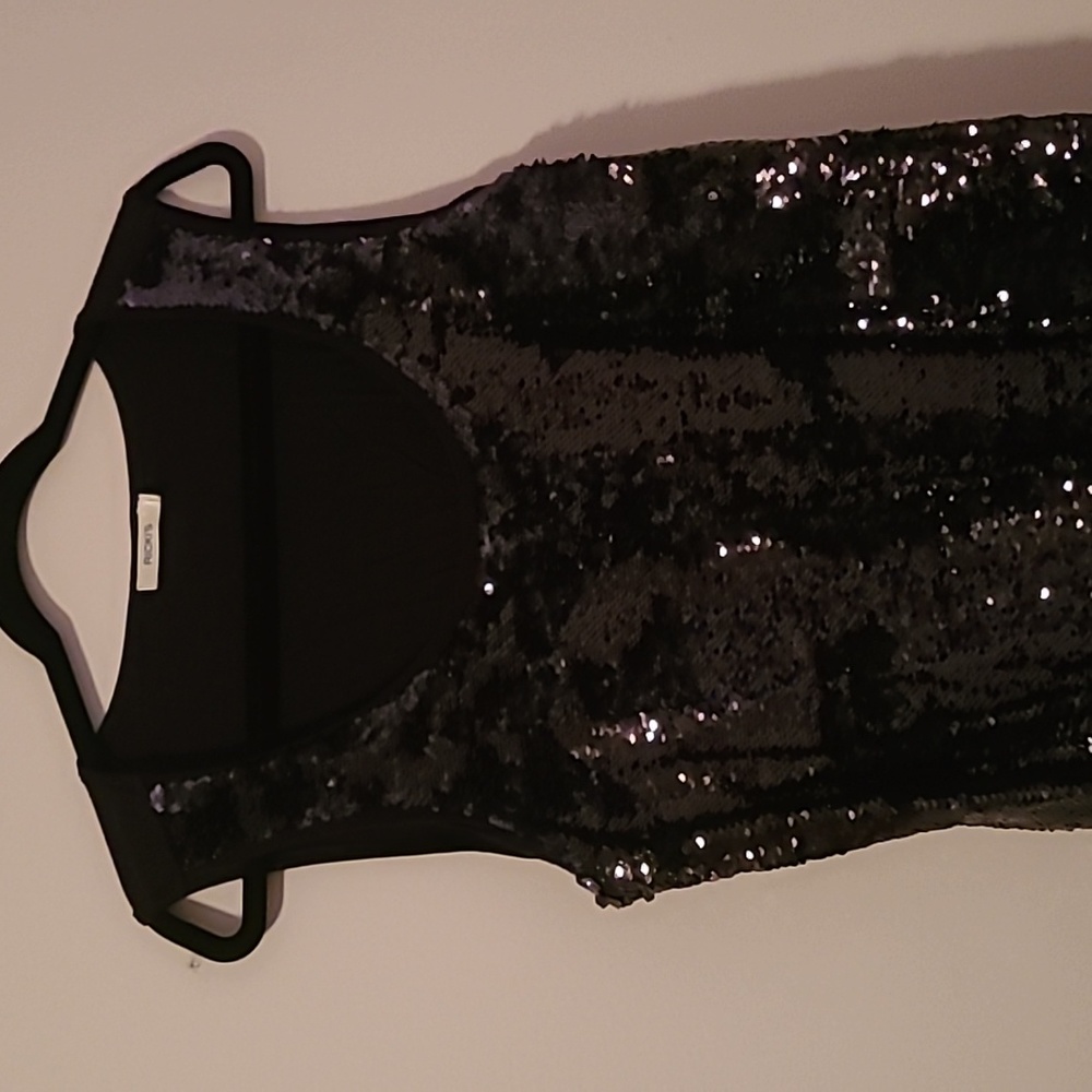 Purple and Black sequin tank top, size L, great condition.